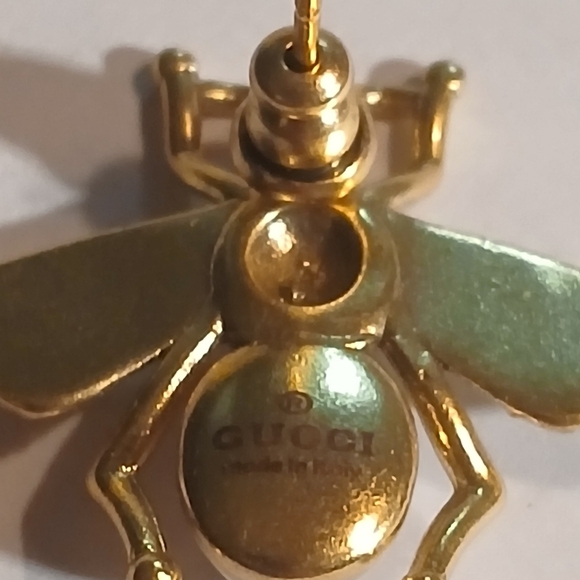 Authentic Gucci Gold Tone GG Faux Pearl Bee Earrings - Picture 8 of 9